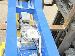 Certis Tendo 2000 Rotary Arm Pallet Stretch Wrapper