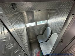 Setra Mercedes Gefangenen prison transporter 15Zellen