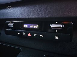 MERCEDES-BENZ SPRINTER 319 Bakwagen Laadklep V6