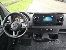 MERCEDES-BENZ SPRINTER 315 L2H2 RWD Mbux