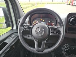 MERCEDES-BENZ SPRINTER 315 L2H2 RWD Mbux