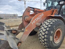 Hitachi ZW250-6
