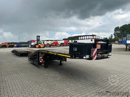 Broshuis 3ABSD Lowloader 3-axle / GVW: 59.000kg / Neck: ...