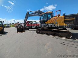 VOLVO EC 220 / SW + 2 Löffel