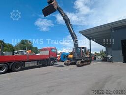 VOLVO EC 220 / SW + 2 Löffel