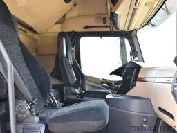 MERCEDES-BENZ ACTROS 2542 + PK18002-EH C/FUNK + Anhänger!