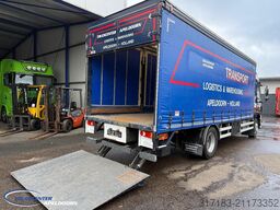 DAF CF 260 FA Slaapcabine, Euro 6, Schuifdak