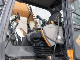 CASE CX 250 E