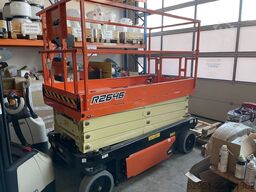JLG R2646