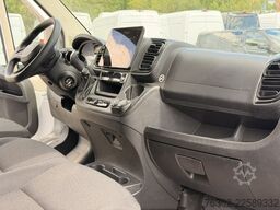 Peugeot Boxer Kasten 435 L4H2  180 AUT/NAvi/PDC