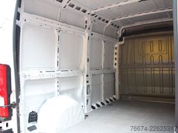 Citroën Jumper Kasten 35 L2H2 BlueHDi 140 Standhzg Kamer