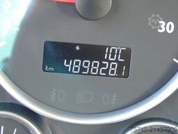 MAN TGM 18.250 + euro 6 + lift + iso box