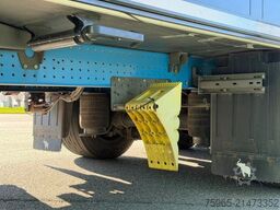 SCHMITZ CARGOBULL SCB*S3B AIR CARGO PHARMA ATP 278 CM INSIDE SUPER