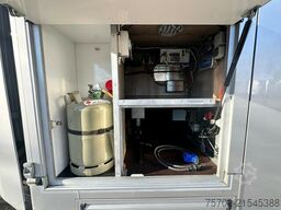 Mercedes-Benz Atego 1530 5 Pferde Popout Wohnmobilzulassung