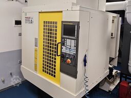 FANUC Robodrill α-T21iF / BT30