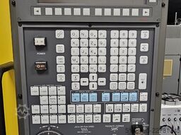 FANUC Robodrill α-T21iF / BT30