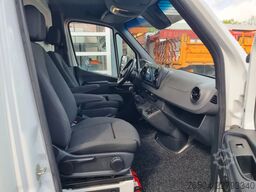 Mercedes-Benz Sprinter 519 CDI/ Bakwagen/ Laadklep/ Airco/ 23...