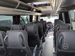 MERCEDES-BENZ 519  Allrad 4 x 4  20 / 23 Sitzer schnelle Liefe