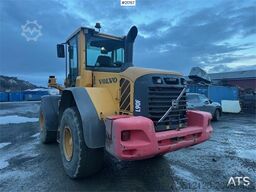 Volvo L90F wheel loader w/ Volvo gravel bucket. WATCH VI