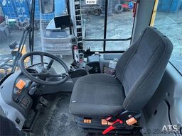 Volvo L90F wheel loader w/ Volvo gravel bucket. WATCH VI