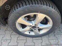 MERCEDES-BENZ 250d extralang/KLIMA/KAM/NAVI/LED/8-Sitzer Leder