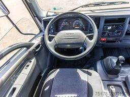 ISUZU NPR 75