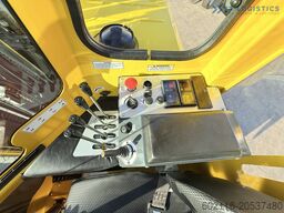 Combilift C3000 GAS TRIPLEX 4900 FREE LIFT CABIN