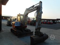 Takeuchi TB 250 mit hydr. SW + alle Leitungen