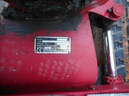 Takeuchi TB 250 mit hydr. SW + alle Leitungen