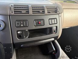 DAF CF 230 + DHOLLANDIA LOADLIFT + 19 TON + BOX 7,4...