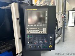 HWACHEON VESTA-1000+ mit Palettenwechsler