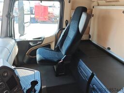 Mercedes-Benz Actros 1842 4X2 TREKKER/TRACTOR/SZM