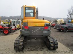 Volvo ECR88 Plus - GEEL Powertilt BJ 2023 + 3 Löffel