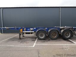 D-tec Container transport trailer ADR 30FT