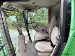 John Deere T560i