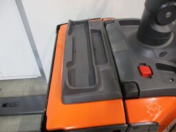 TOYOTA LPE200