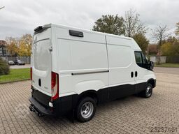IVECO Daily 50C18 Kastenwagen *Navi*Ahk**