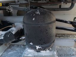 Used Aircooled chiller CARRIER 30RQ0522 0157 PEE 465 kW/560 kW