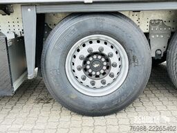 Schmitz Cargobull Curtainsider Standard Getränke