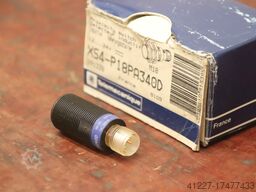 Telemecanique XS4P18PA340D