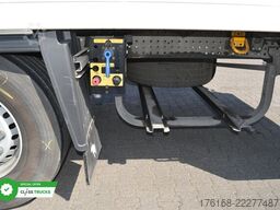 SCHMITZ CARGOBULL SKO FP 45 ThermoKing SLXi 300