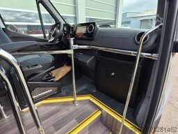 MERCEDES-BENZ Sprinter 517 Heckniederflur Vorlauffahrzeug