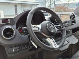 MERCEDES-BENZ Sprinter 517 Heckniederflur Vorlauffahrzeug
