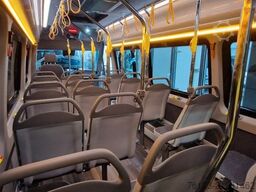 MERCEDES-BENZ Sprinter 517 Heckniederflur Vorlauffahrzeug