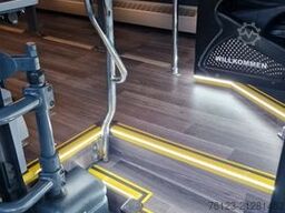 MERCEDES-BENZ Sprinter 517 Heckniederflur Vorlauffahrzeug