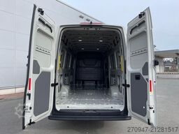 MAN TGE 3.180 Kasten L5H3 4x4 ACC LED NAV SITZHZ