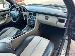 MERCEDES-BENZ SLK 230 KOMPRESSOR AUTO LEDER SHZ