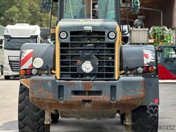 KOMATSU WA 320-7 inkl. Schaufel & Gabel