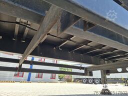 Kögel Curtainsider Mega