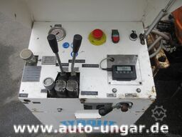 Ausa M200H 4x2x4 Baujahr 2015 Tyrolit Bohrer